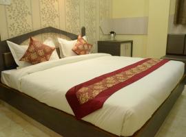 Hotel Rahil Palace, hotel in Varanasi