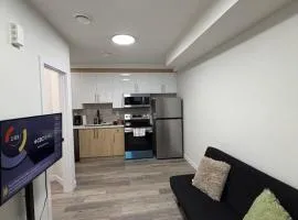 Cozy 2BR Suite Near NAIT , Wi-Fi and Kitchen