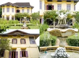 Baan Phraya Suren บ้านพระยาสุเรนทร์