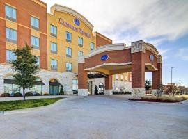 Comfort Suites Frisco, hotel i Frisco