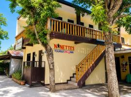 Nanette's Tourist Inn, viešbutis mieste Bantajano sala