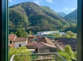 Apartment with mountain view