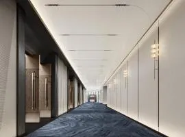 HUALUXE Shenzhen Bao'an by IHG, Shenzhen Bao'an Airport
