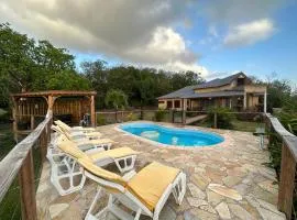 Maison conviviale à Deshaies avec piscine partagée 120 m²