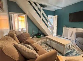 Maple, 3 Double Beds, Contractors Welcome