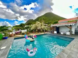 Villa élégante avec vue sur la mer au Diamant + Piscine privée