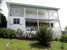 Maison accueillante avec vue sur la mer à Deshaies + Terrasse