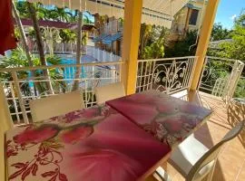 Appartement lumineux à Pointe-Noire 36 m² avec piscine partagée