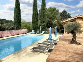 Maison accueillante à Saint-André-de-Cruzières avec piscine partagée