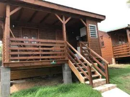 Chalet charmant à Bouillante avec piscine partagée