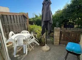 Studio cosy à Linguizzetta 32 m² avec terrasse privée