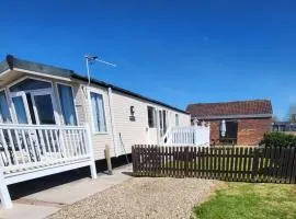 122 Unity Beach Brean Sleeps 6 No pets sorry