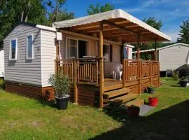 Bungalow charmant à Condrieu avec piscine partagée conviviale