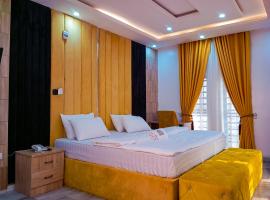 Joebrown Palace Hotel & Suite, Hotel in Akitan