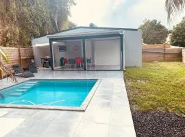 Villa élégante Les Abymes, piscine