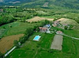 Cozy House in Caprese Michelangelo with Private Pool