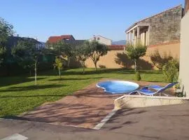 Charming House in Esteiro with Garden and Terraces