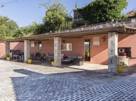 Spacious House with Mountain View in Carboeiro de Francia