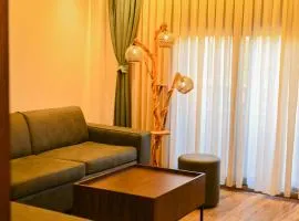 HIRA-EN Luxury Home