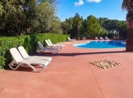 Bungalow paisible à Agde avec piscine partagée
