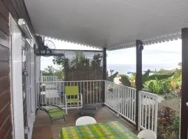 Bungalow confortable avec vue mer à Bouillante