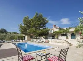 Panoramic Villa in Prgomet, Sea View and Private Pool
