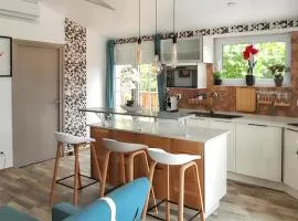 Maison accueillante à La Trinité avec piscine partagée 57 m²