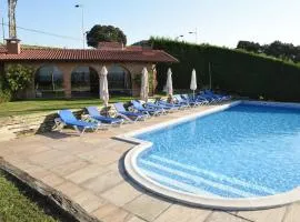Cozy apartment in Mogro, 63 m² with private pool!