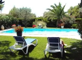 Maison chaleureuse à Orange avec piscine privée