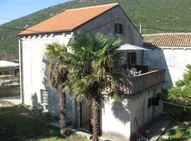 Charming House in Sveti Jakov, Mountain View
