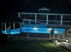 Appartement charmant à Lamentin avec piscine partagée