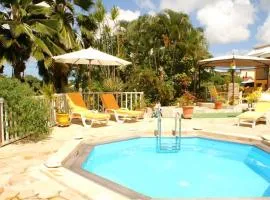 Villa élégante à Sainte-Anne avec piscine privée ouverte toute l'année