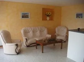 Maison charmante en campagne à Mouterre-Silly, Jardin, Terrasse.