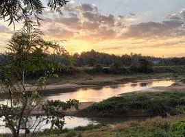 River valley home stay