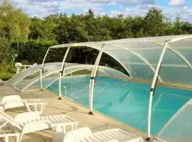 Charmante maison à Sarrazac avec piscine privée