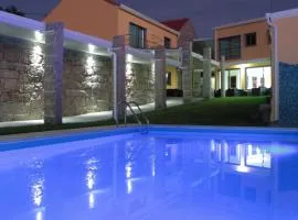 Comfortable Bungalow Pinhel, pool