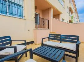 Lovely apartment with pool in Los Alcázares over 90 m²