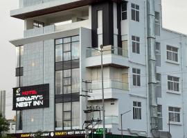 Senary's Nest INN, хотел в Kyātsandra