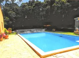 Appartement lumineux à Lançon-Provence, piscine partagée