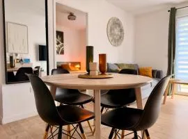 Appartement Suite salon Terrace Bordeaux Tram Netflix