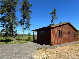 Azalea Lodge 4 with Wood Burning Hot Tub