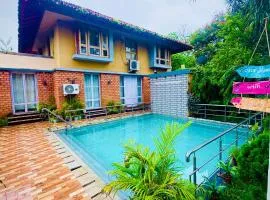 Raichak private aqua villa by maxcy