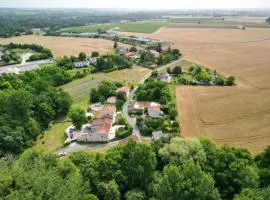 Chambre d'hôtes "Courcoury" à 10mn de Saintes et 35mn de l'Océan