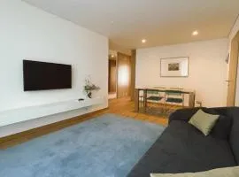 Arrabida Pine Flat