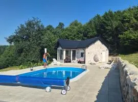 Villa Clara & Rent a car