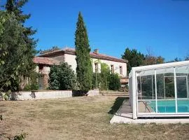 Maison de vacances avec piscine privée couverte