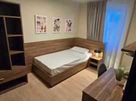 Drei Schweizer Hotel 203, hotel v destinaci Neuwied