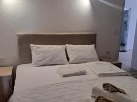 Apartments&studio Villa Antigona