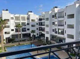 Appartement avec piscine à Al Mansouria