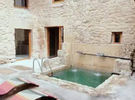 Patio y Calados Rioja Suites AT - Piscina en lago histórico & calados subterráneos